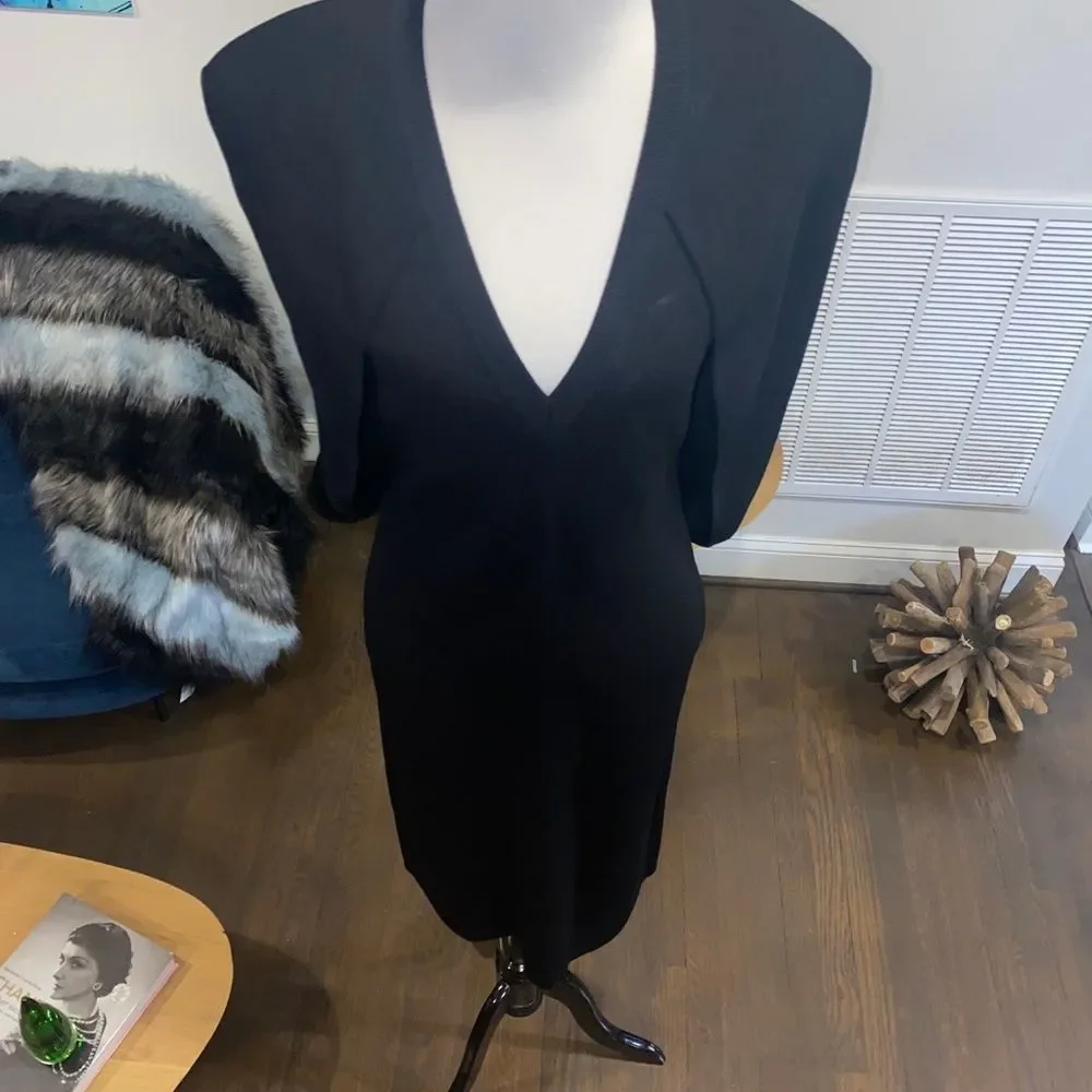 Givenchy Fitted Cape Dress - Picture 10 of 10